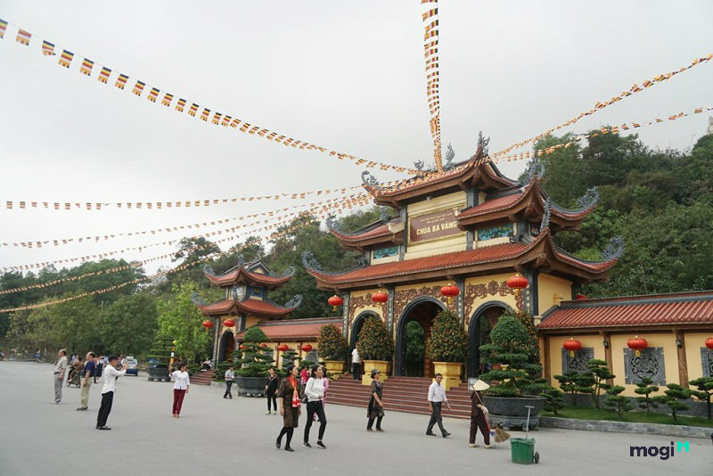 chùa Ba Vàng tỉnh quảng ninh