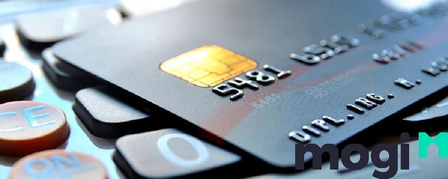 Bạn có thể sử dụng thẻ ngân hàng để giữ tiền thay vì cầm tiền mặt để tránh bị mất.