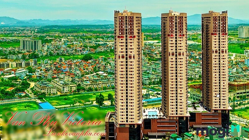 Tổ hợp 3 tòa chung cư The Văn Phú Victoria cao 39 tầng với 2 tầng hầm và 5 tầng đế đều được bố trí các dịch vụ thương mại, bãi đỗ xe tập trung