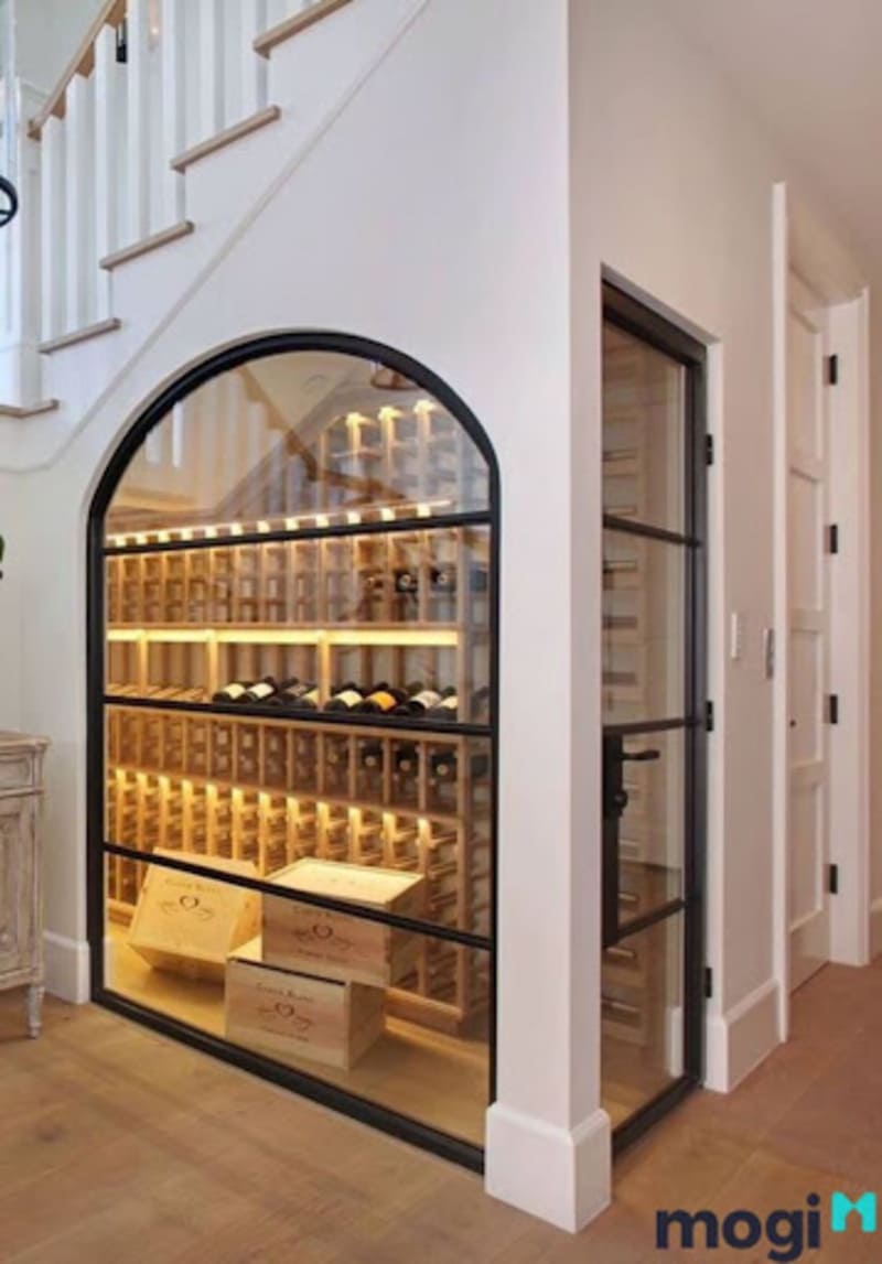 Mẫu 7: Tủ rượu vang bằng nhôm kính theo phong cách hiện đại