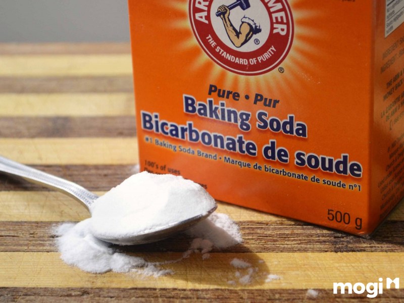 Thông tắc chậu rửa bát bằng hỗn hợp baking soda