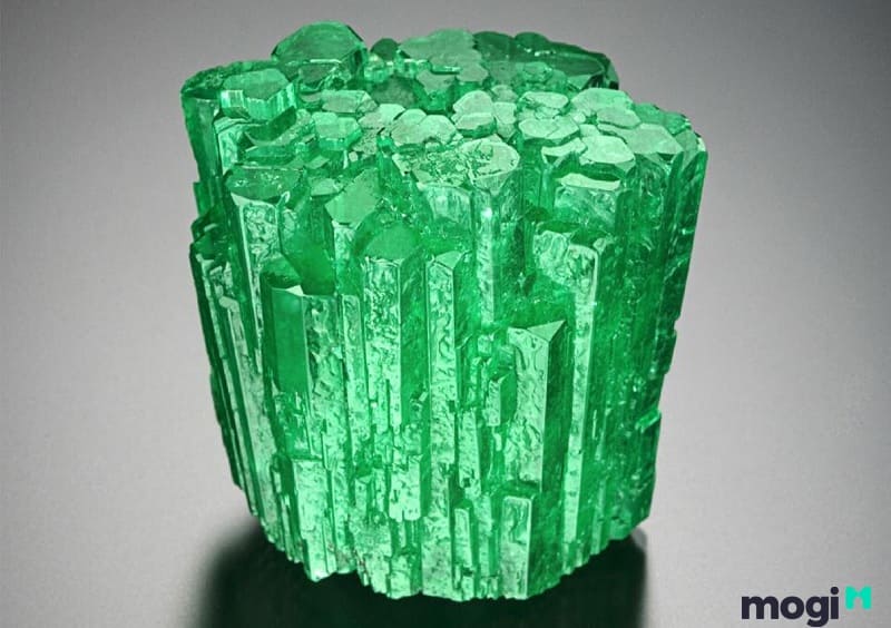 Đặc điểm đá Emerald