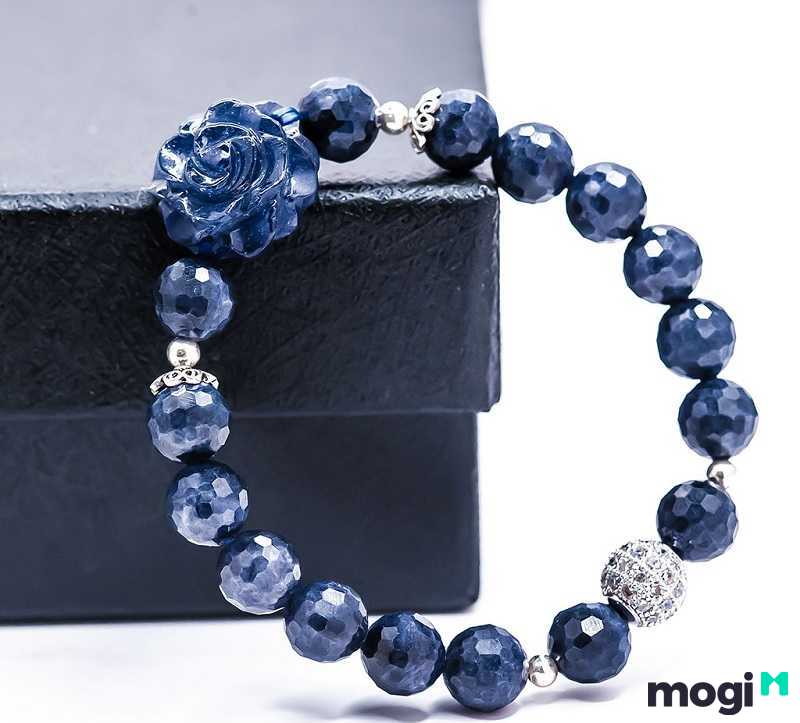 Vật phẩm phong thủy từ Sapphire giúp cho bạn may mắn hơn