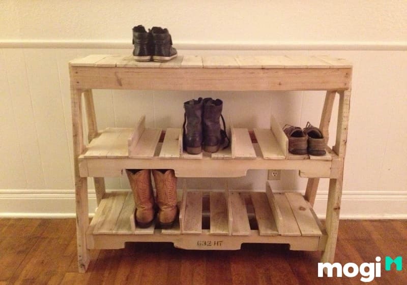 Bạn có thể tái chế gỗ Pallet làm giá để giày dép