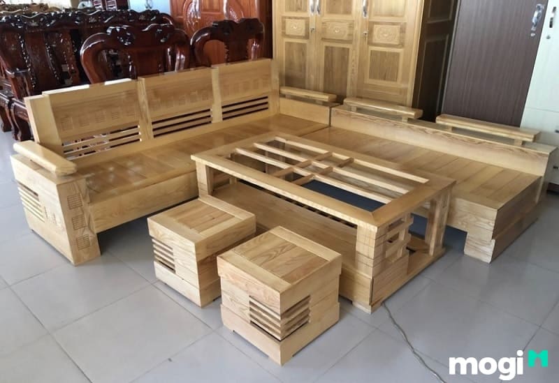 Mẫu bàn ghế từ gỗ dổi đơn giản
