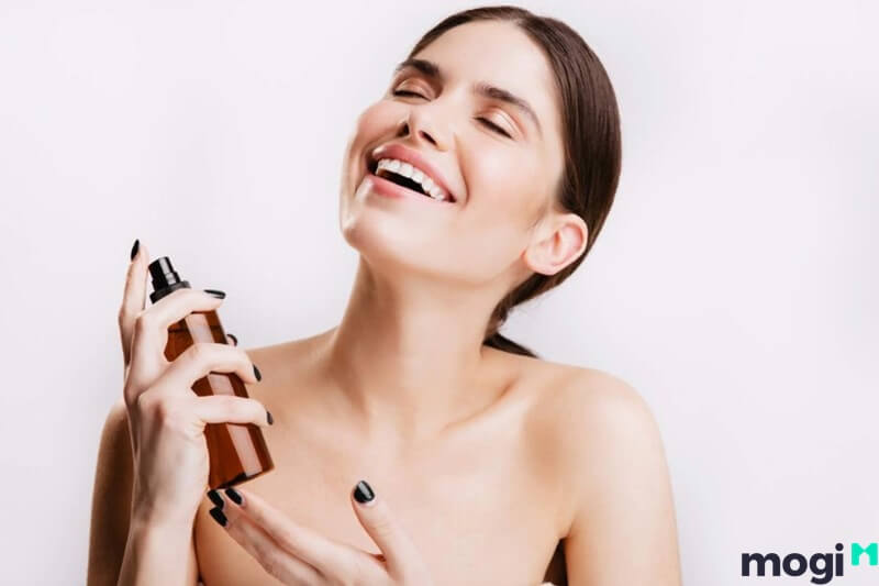 Body mist nghĩa là gì? Body mist chính là tên gọi của một dạng xịt thơm toàn thân