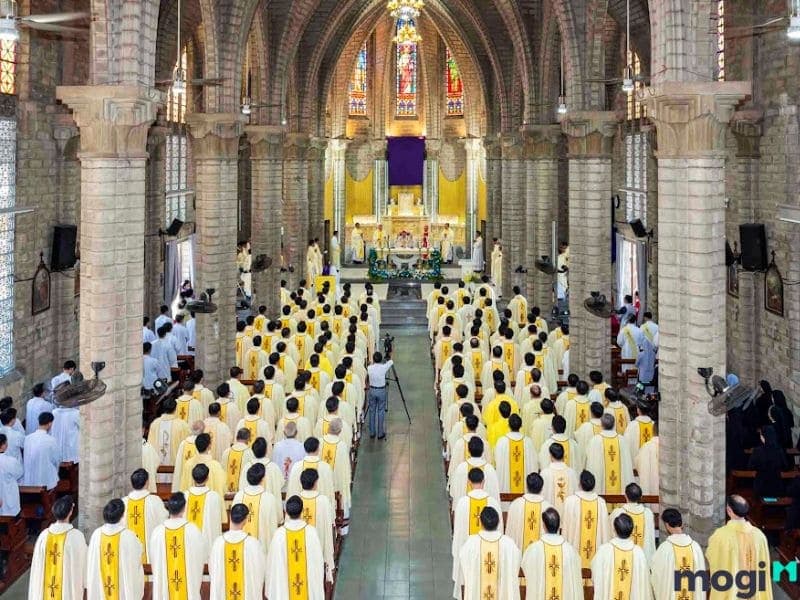 Giờ lễ nhà thờ Núi Nha Trang là vào thứ 7, chủ nhật hàng tuần