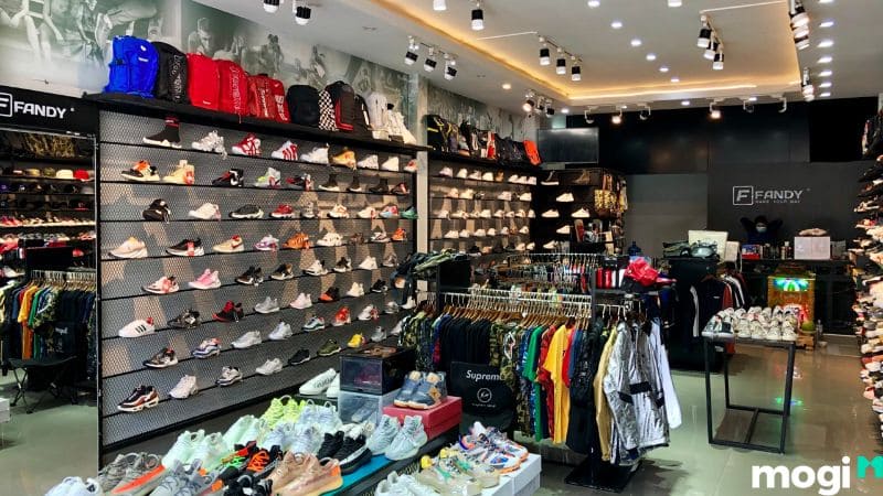 Thiết kế shop quần áo thể thao phong cách cá tính