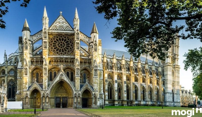 Bối cảnh lịch sử kiến trúc Gothic