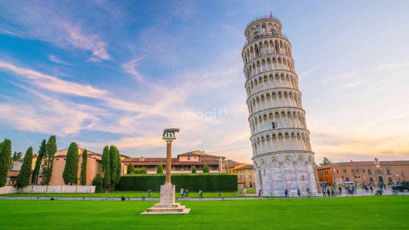 Tháp nghiêng Pisa - Ý