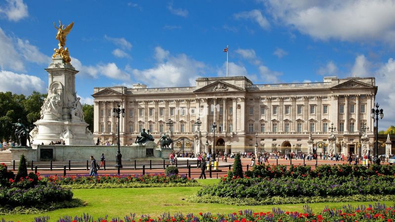 Cung điện Buckingham đứng đầu danh sách nhà đắt nhất thế giới