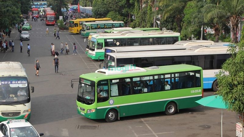 Lựa chọn di chuyển bằng xe buýt cũng khá an toàn