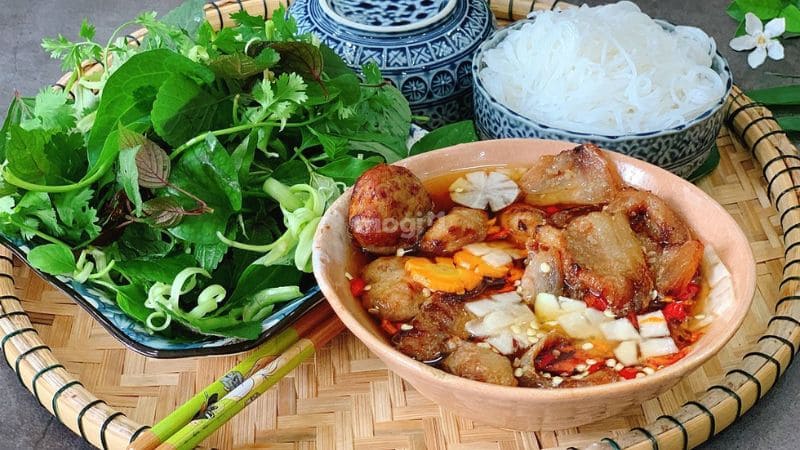 Các món ngon hấp dẫn nên thử tại công viên Thủ Lệ