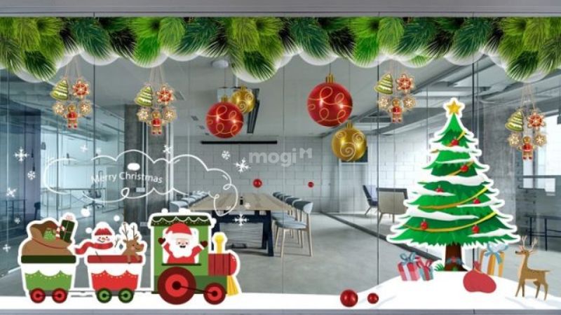 Trang trí cây thông noel bằng decal dán kính