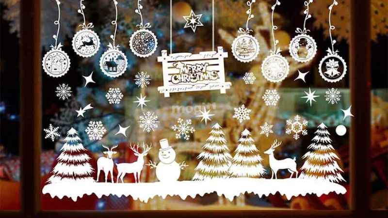 Vẽ trang trí noel trên cửa kính