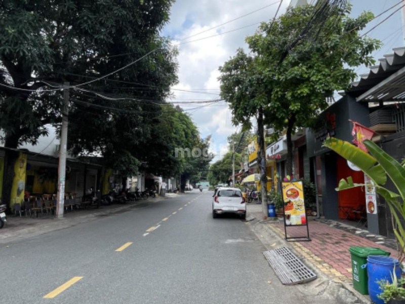 Tùy nhu cầu và mục đích mà bạn có thể lựa chọn mặt bằng