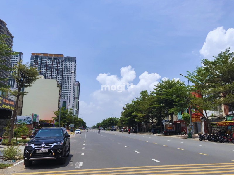 Giao thông tuyến đường Trương Văn Bang quy hoạch rộng rãi