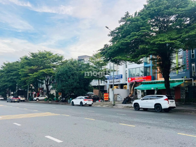 Xem xét kỹ vị trí lô đất và hạ tầng xung quanh