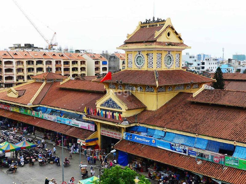 Đường Bà Hòm nằm gần khu vực chợ Bình Tây