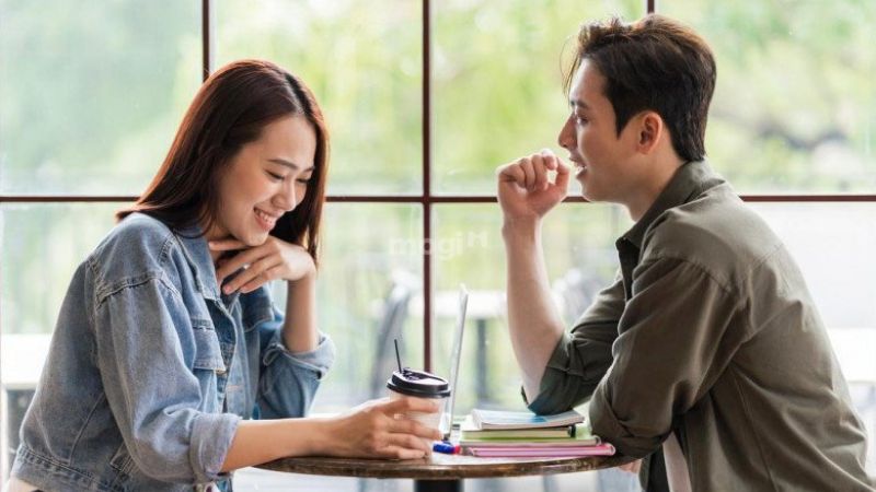 Mơ thấy người nổi tiếng là điềm báo gì? Giải mã chi tiết các giấc mơ 6 Mơ nói chuyện với nam diễn viên nổi tiếng