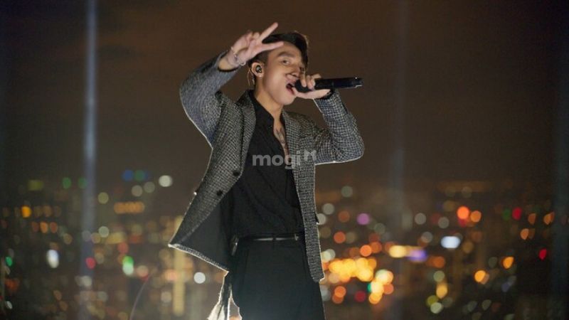 Mơ thấy người nổi tiếng là điềm báo gì? Giải mã chi tiết các giấc mơ 7 Mộng thấy ca sĩ nổi tiếng