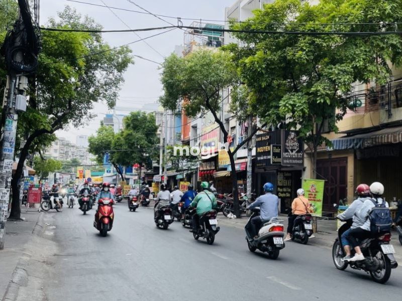 Hạ tầng giao thông đường Vạn Kiếp