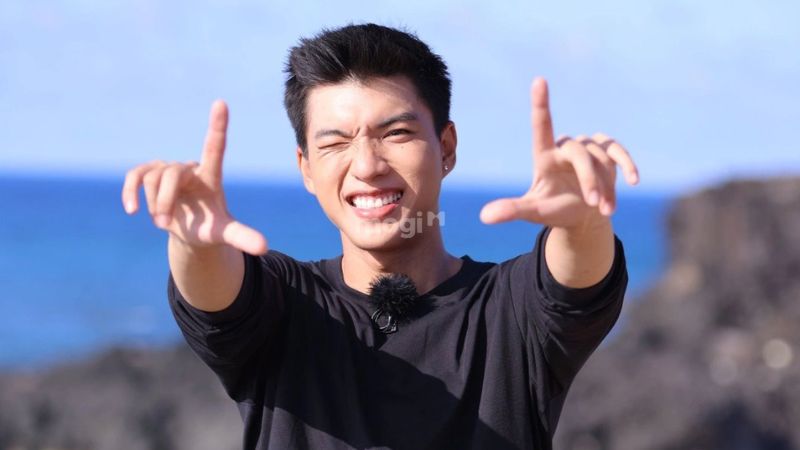 Mơ thấy người nổi tiếng là điềm báo gì? Giải mã chi tiết các giấc mơ 12 Mơ thấy người nổi tiếng đuổi theo mình