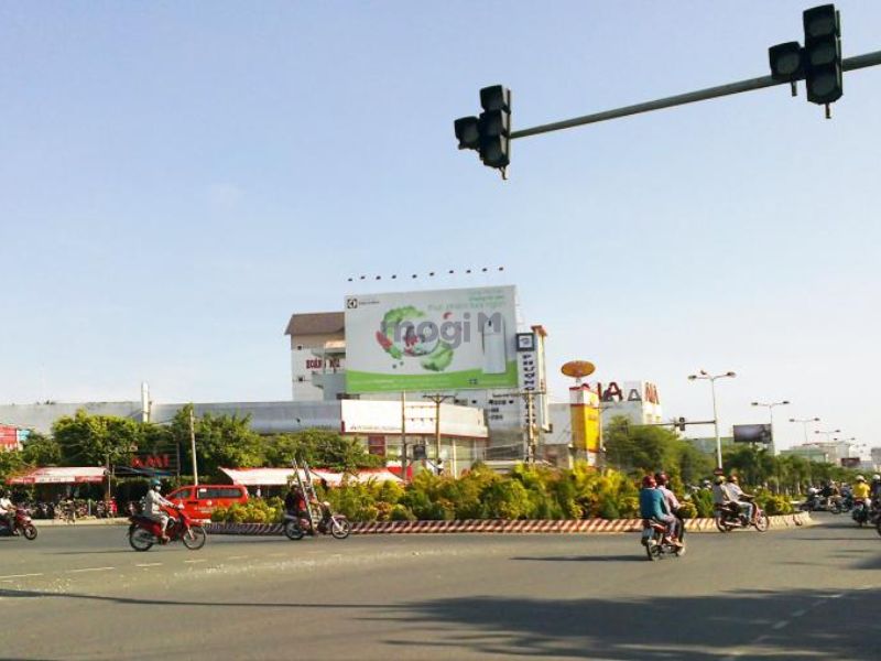 Giao thông của tuyến 30/4 được đánh giá cao về tính kết nối và hoàn thiện