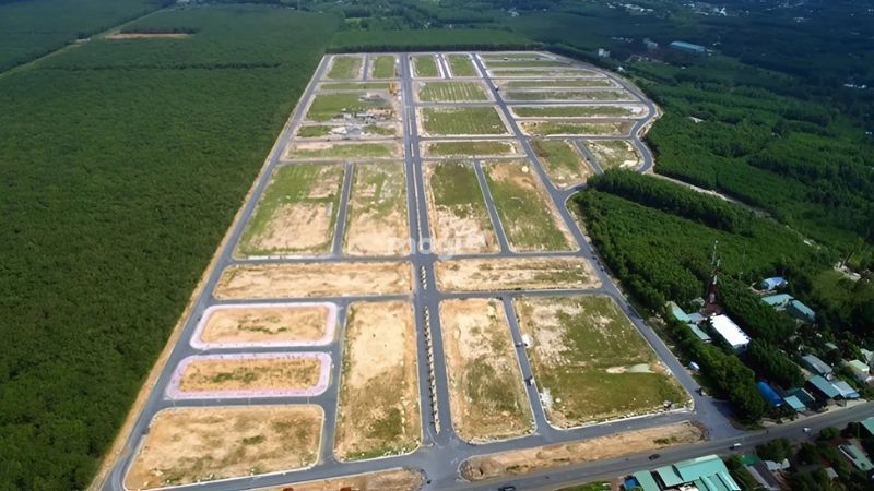 Đất giãn dân là gì? Định nghĩa, pháp lý và những lưu ý quan trọng 5 Đất giãn dân có chuyển nhượng/ tách thửa
