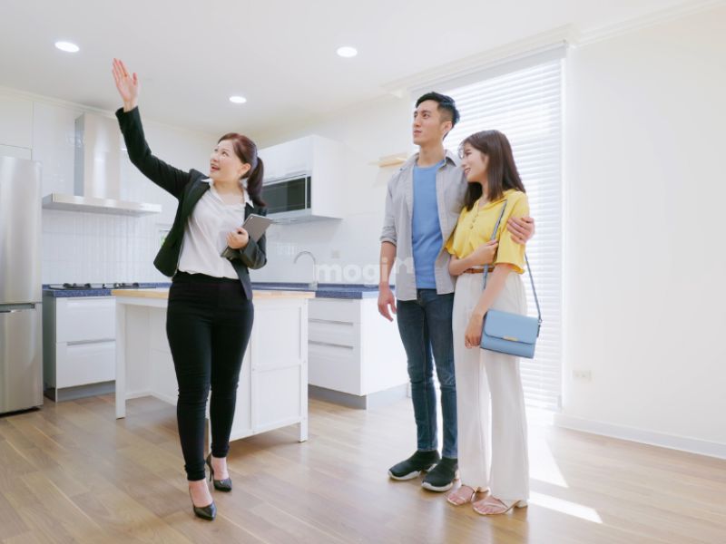 Xem xét tình trạng nhà trước khi mua