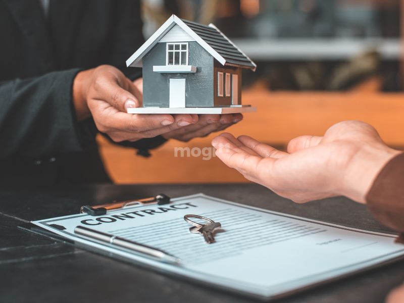 Đọc kỹ hợp đồng trước khi đặt cọc nhà