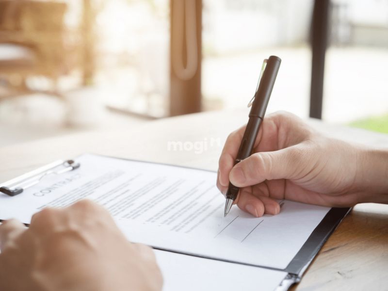 Đọc kỹ hợp đồng trước khi cọc