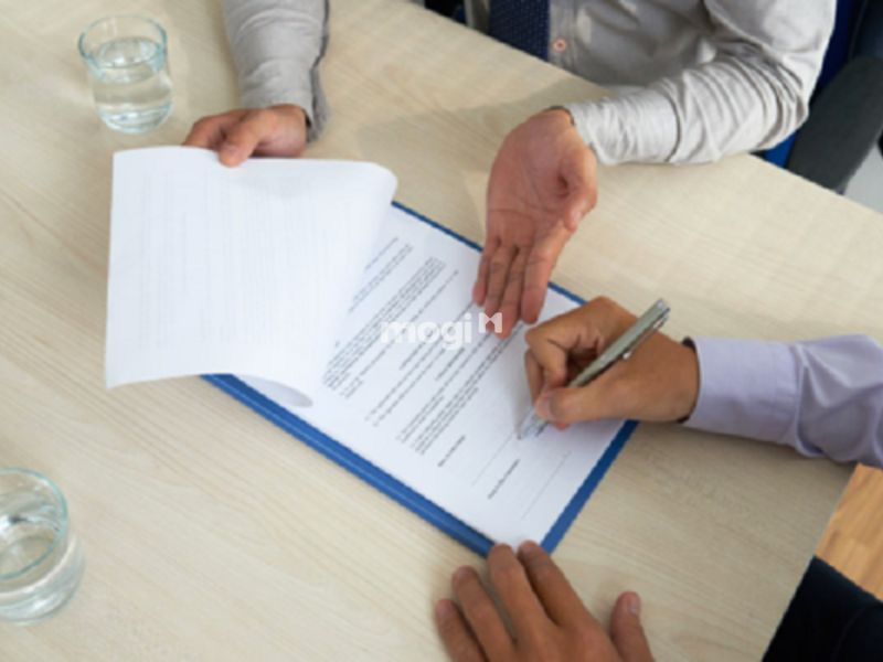 Đọc kỹ hợp đồng trước khi cọc