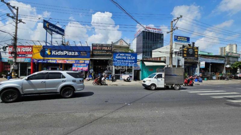 Ngã Ba Cây Điệp nằm ngay trung tâm thị xã Bến Cát, tỉnh Bình Dương