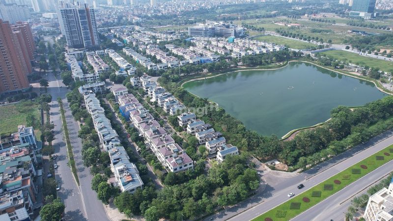 An ninh và môi trường ảnh hưởng đến giá nhà đất quận Tây Hồ sau sáp nhập