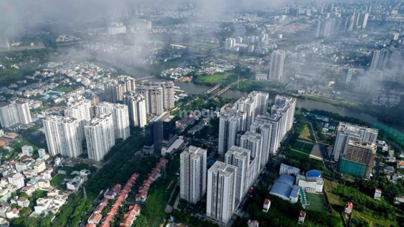 Thuế, phí và lệ phí trước bạ áp dụng theo quy định chungM nên không có sự thay đổi đột ngột vì sáp nhập.