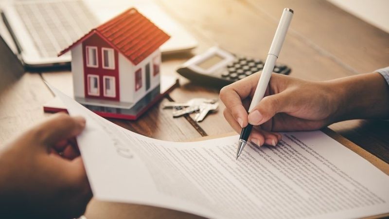 Xu hướng Gen Z thuê trọ tại TP.HCM và Hà Nội 2025: Giải mã chi tiết 6 Một thách thức khác là hợp đồng thuê nhà thiếu tính ràng buộc và minh bạch.