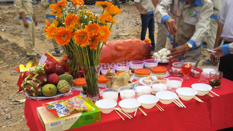 Sắm lễ vật mâm cúng phá dỡ nhà cũ xây nhà mới
