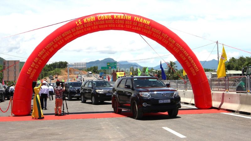 Lễ thông xe kỹ thuật Dự án cao tốc đoạn Hòa Liên - Túy Loan - (Nguồn: VGP/Lưu Hương - Báo Chính Phủ)