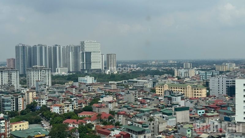 Hơn 2.900 dự án BĐS đang "tắc" thủ tục hành chính, dẫn đến nguồn cung khan hiếm.