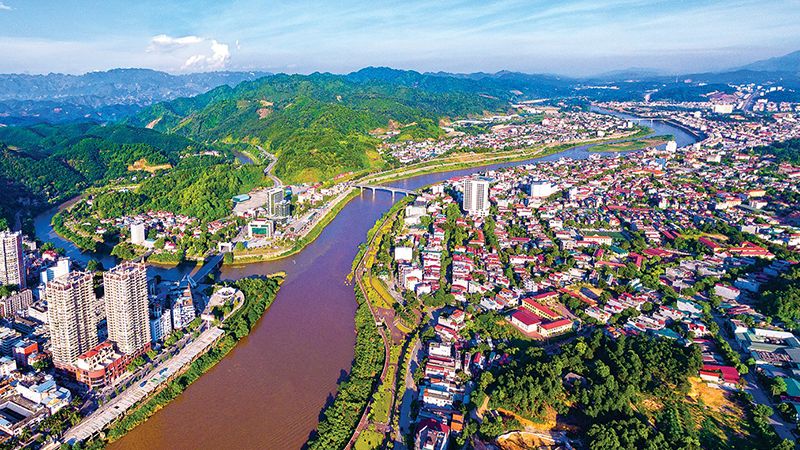 TP. Lào Cai nhìn từ trên cao