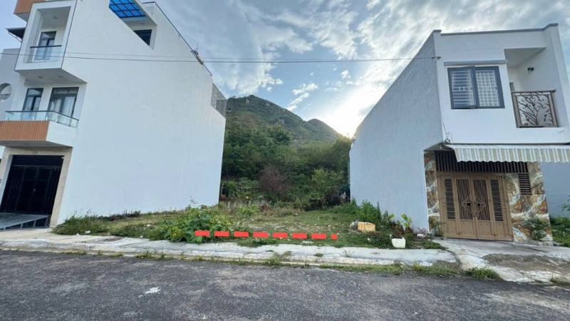 Khu đất nền được bán tại khu vực Khánh Hòa (Nguồn: Thư Viện Nhà Đất)