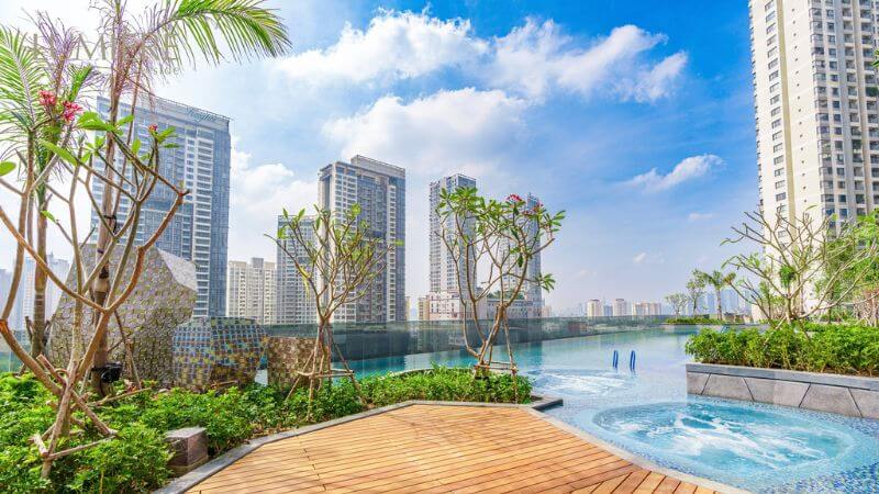 Hồ bơi đẳng cấp 5 sao tại Masterise Lumière Riverside (Nguồn ảnh: Masterise Lumière Riverside)