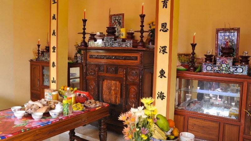 Nhập trạch là nghi lễ truyền thống được thực hiện khi gia chủ chuyển vào sinh sống tại một ngôi nhà mới