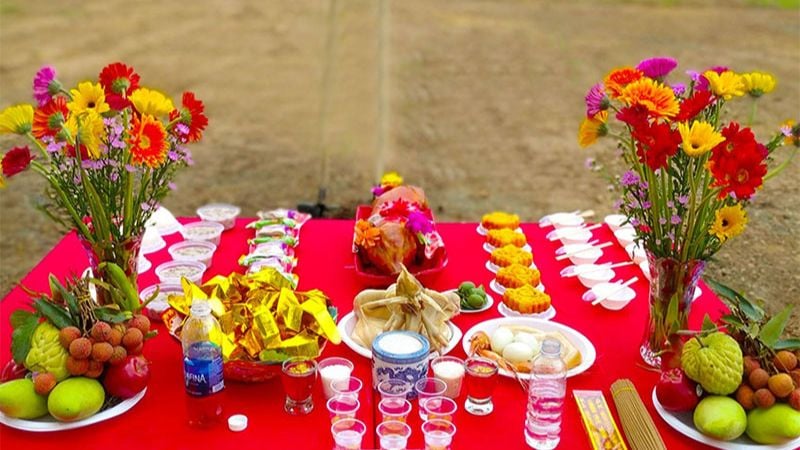 Mâm cúng trong nghi lễ động thổ (Nguồn: Thư viện Pháp luật)